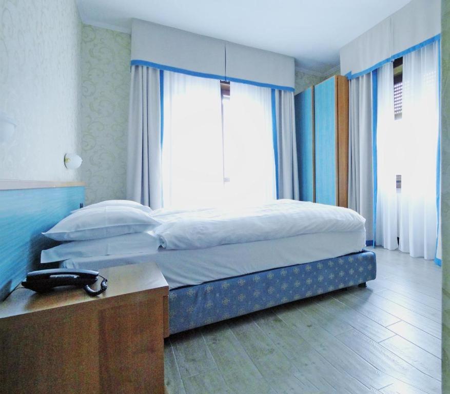Hotel Sole - Limone Limone sul Garda Zimmer foto